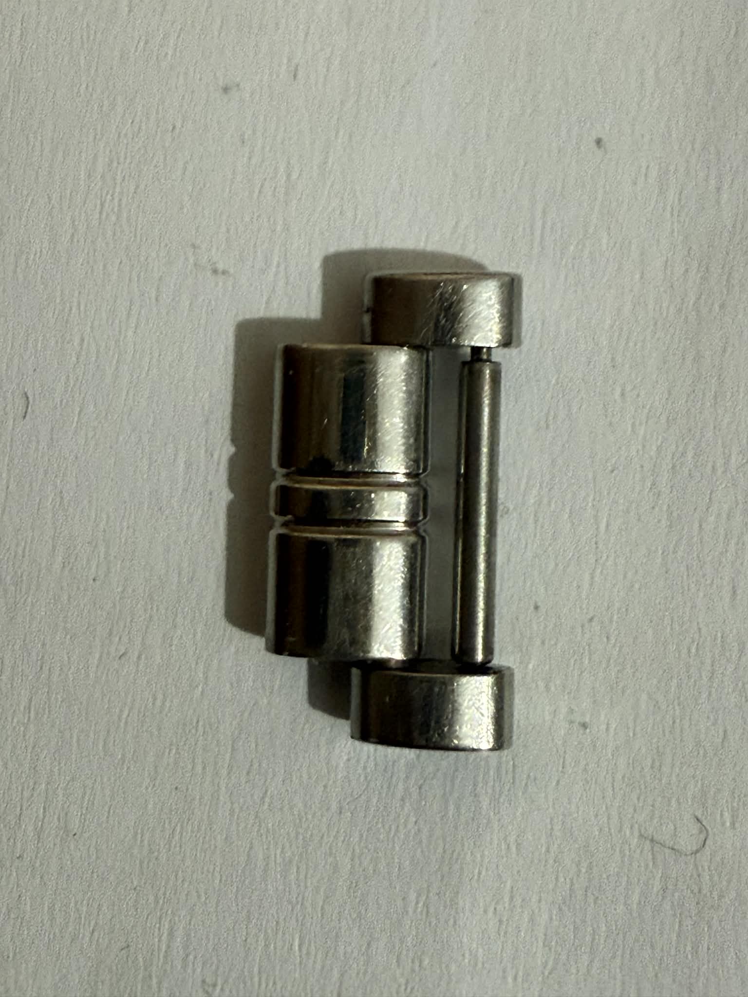 Bracelet link image 1