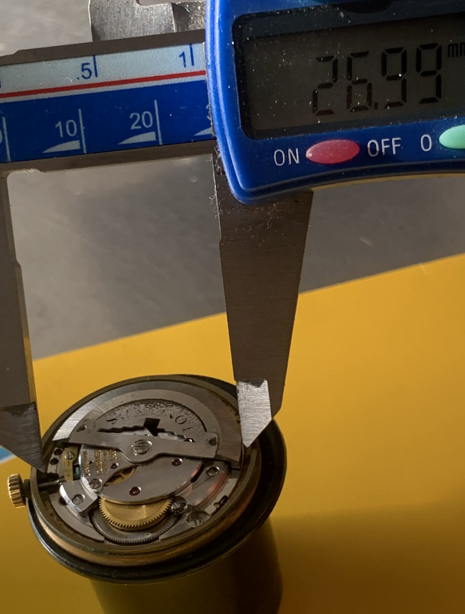 Longines L8902 movement - image 7