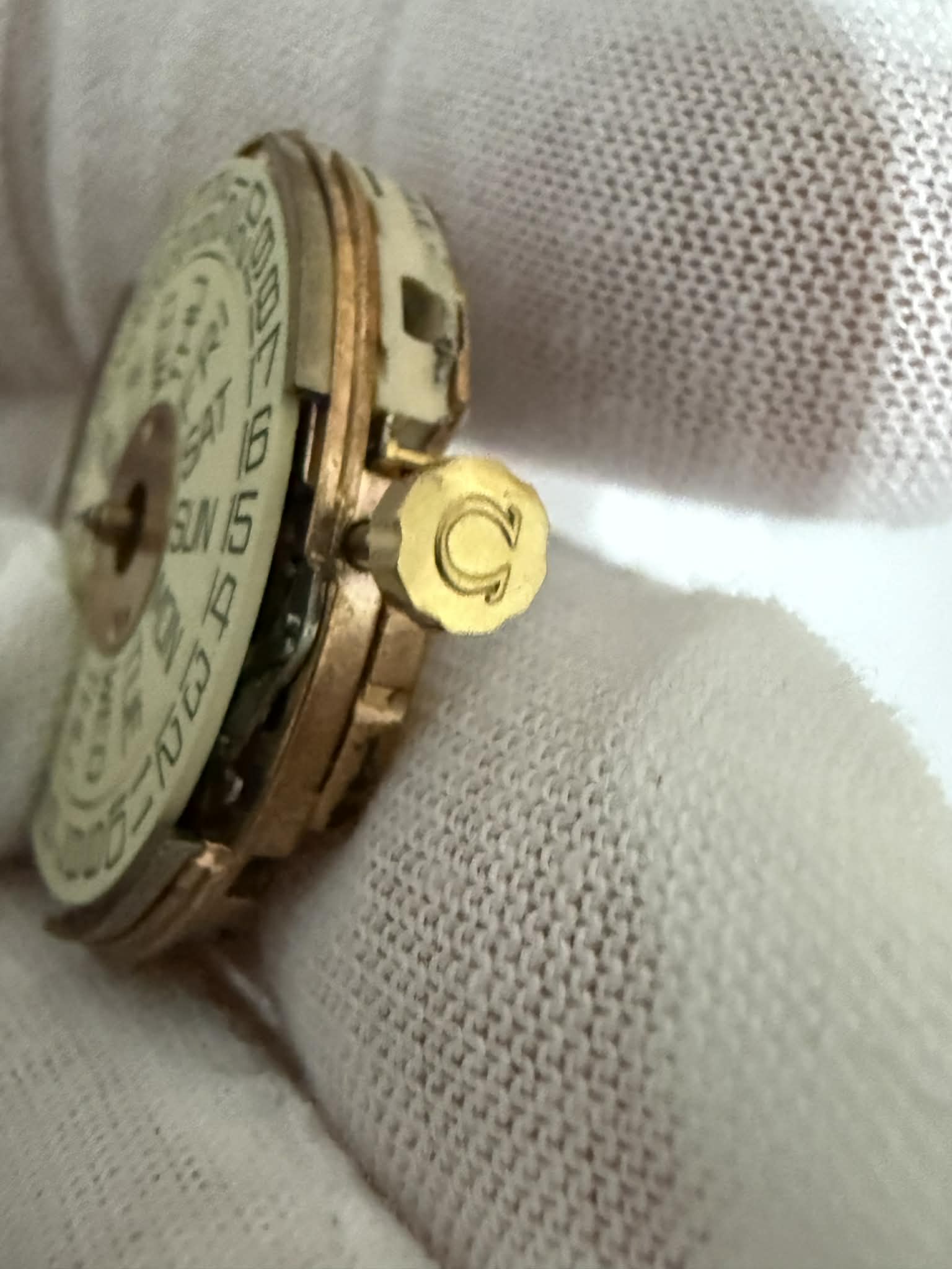 Omega 1260 movement image 4