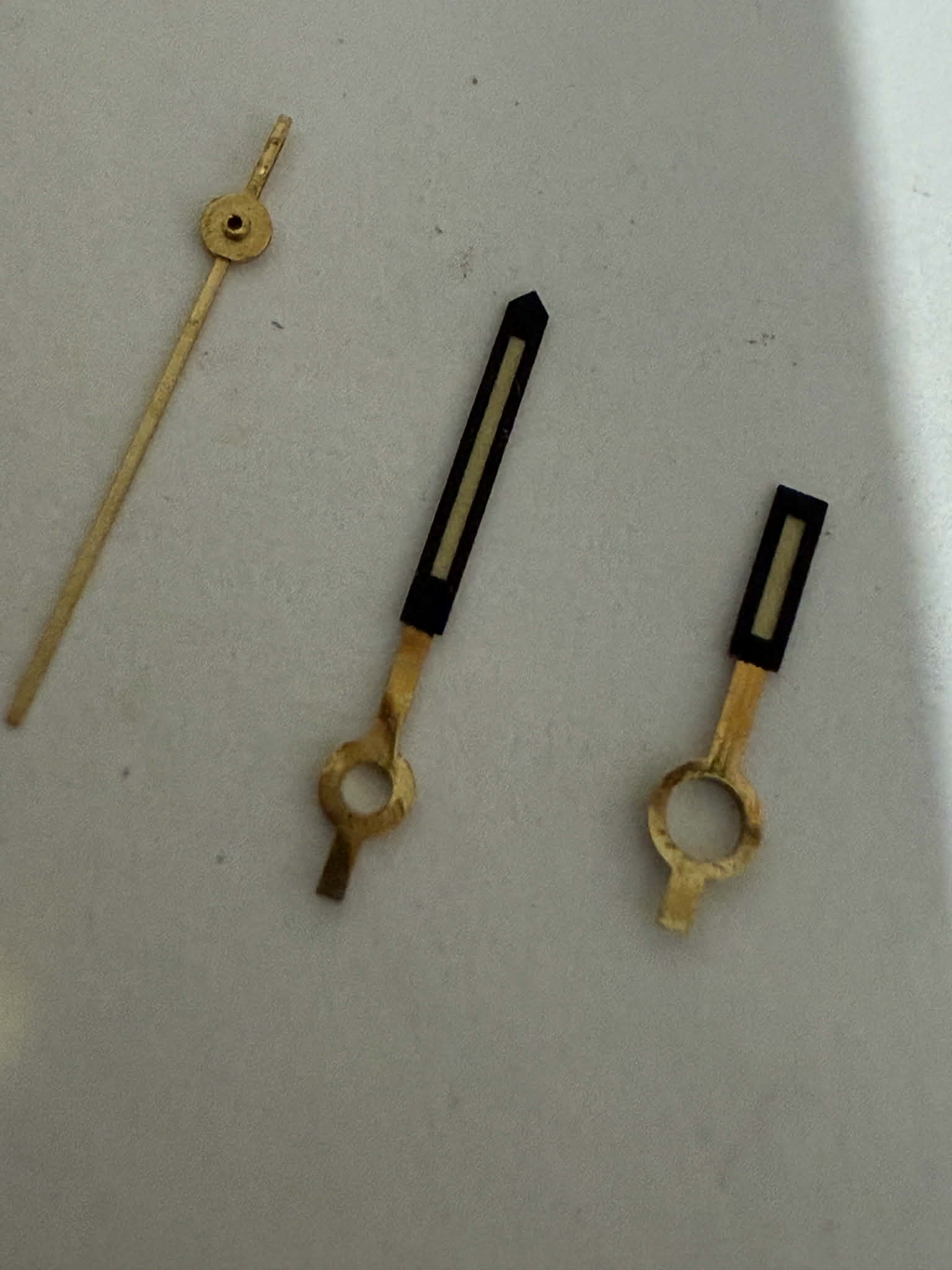 Omega 1260 hands image 1