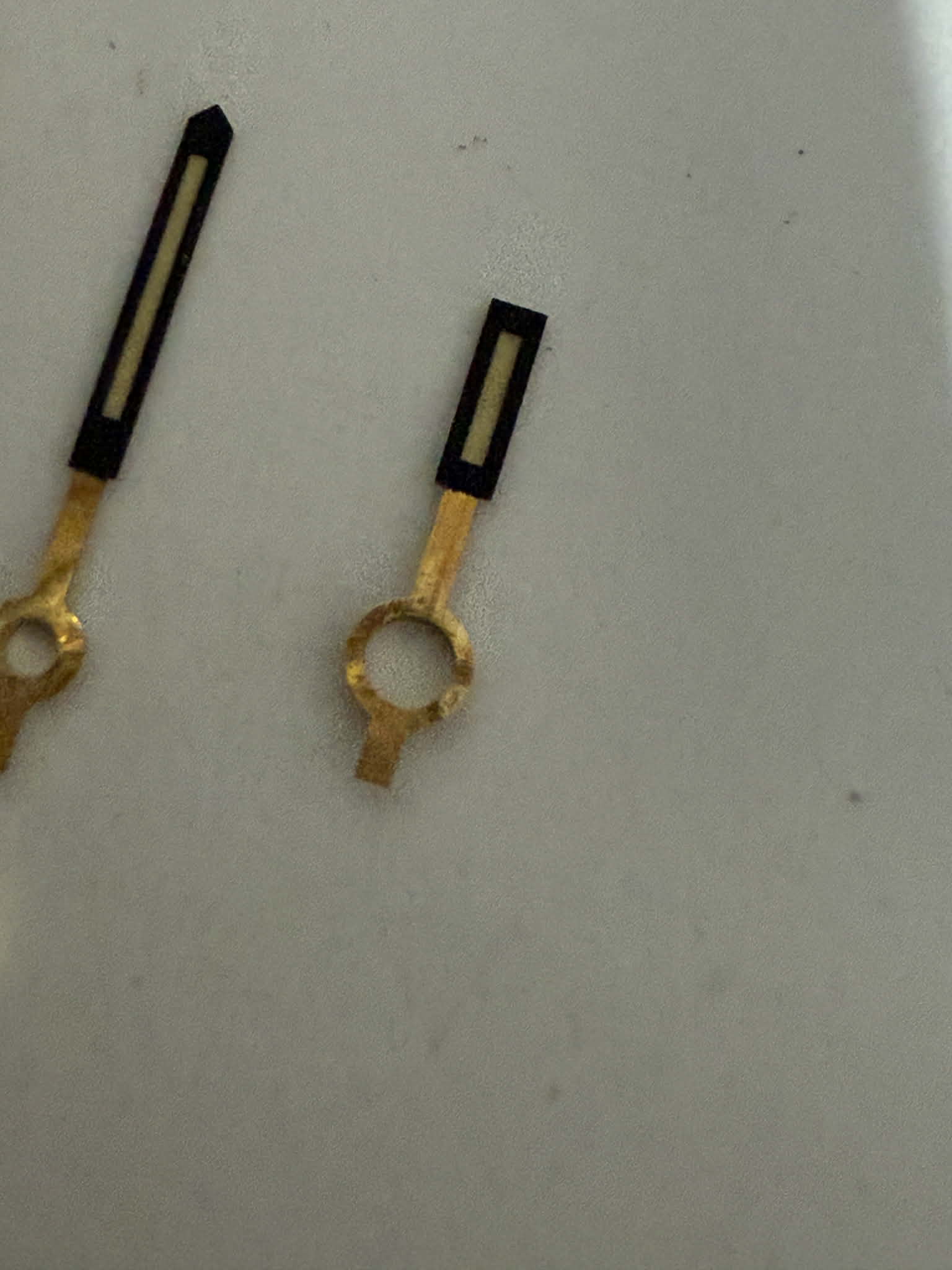 Omega 1260 hands image 2